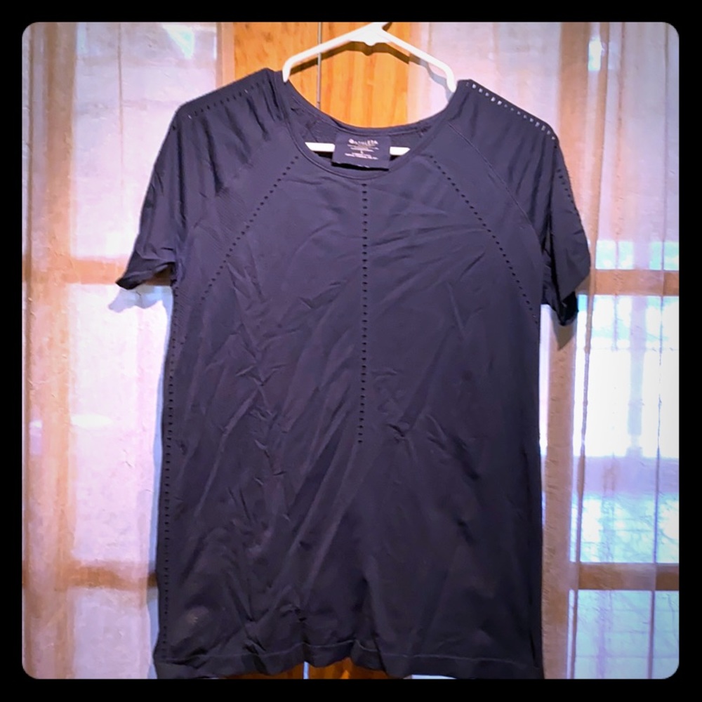 Athleta top short sleeve